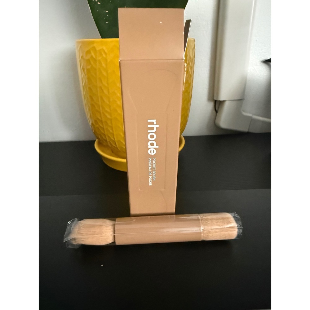 Rhode Pocket Brush  Dual Ended Makeup Brush New in box